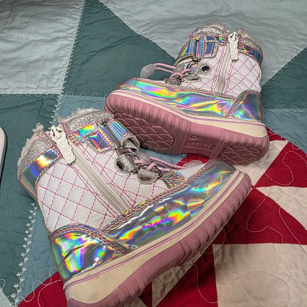 Totes Galactica Snow Boots Toddler 7T White Iridescent Holographic Quilted Zip‎